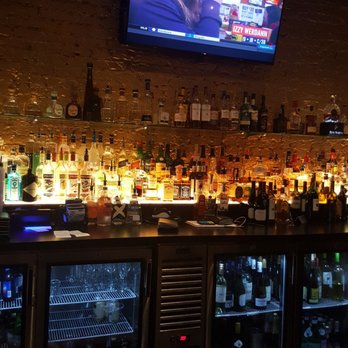 The Block - Happy Hour with the Fam - American Near Me - Detroit, Michigan