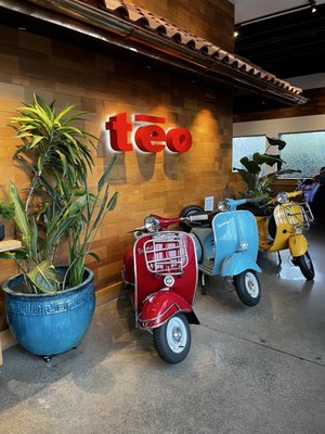 Tèo Bun Bo Hue by null