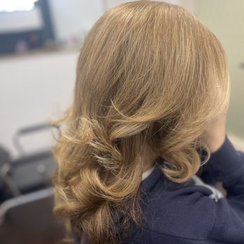 The Blowout Lounge - Blow Dry/Out Services Near Me - Orange, California The Blowout Lounge - Blow Dry/Out Services Near Me - Orange, California