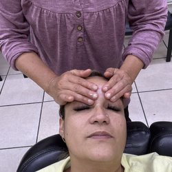 Amazing Eyebrow Threading And Waxing