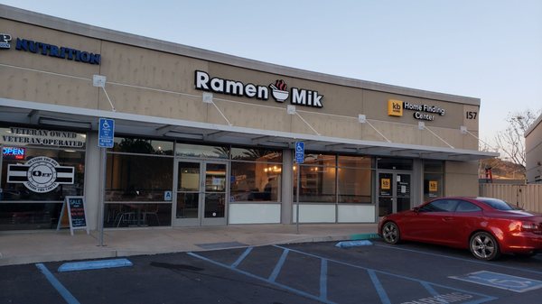 Ramen Mik by null