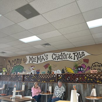 MeMa's Chick'n & Ribs - two people sitting in a restaurant - Southern Near Me - Burgaw, North Carolina MeMa's Chick'n & Ribs - two people sitting in a restaurant - Southern Near Me - Burgaw, North Carolina
