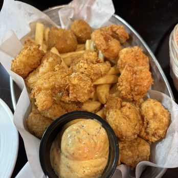 PK Oyster Bar - Cajun/Creole Near Me - Las Vegas, Nevada