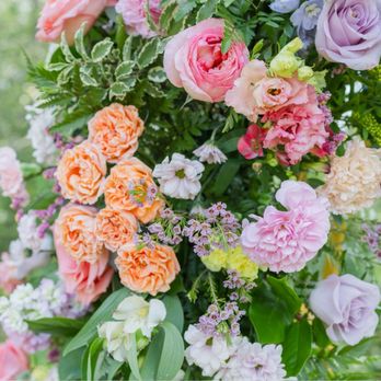 Pollie's Flowers - Florists Near Me - Edmonton, Alberta Pollie's Flowers - Florists Near Me - Edmonton, Alberta