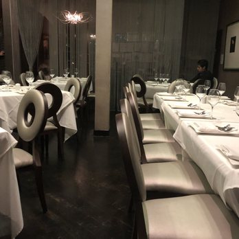 Orchidea - Orchidea dining room - Kosher Near Me - Brooklyn, New York