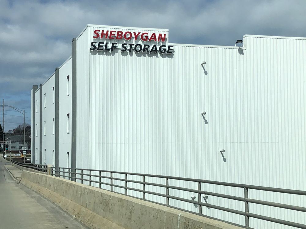 SHEBOYGAN SELF STORAGE 1336 Kentucky Ave, Sheboygan, Wisconsin Self