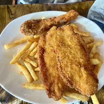 Oliver's Astoria - Chicken fingers - New American Near Me - Astoria, New York Oliver's Astoria - Chicken fingers - New American Near Me - Astoria, New York