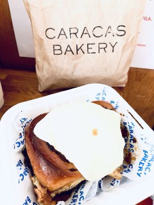 Caracas Bakery Doral by null