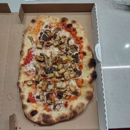 Vegan mushroom pizza