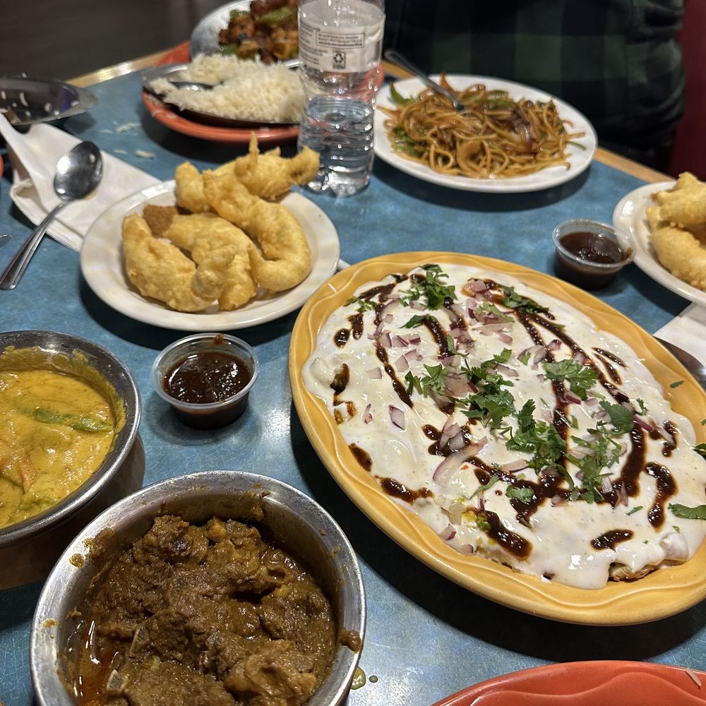 Samosa Chat Fish Pakora Lamb Do Pizza Goat Curry Chicken Chilli Samosa Chat Fish Pakora Lamb Do Pizza Goat Curry Chicken Chilli