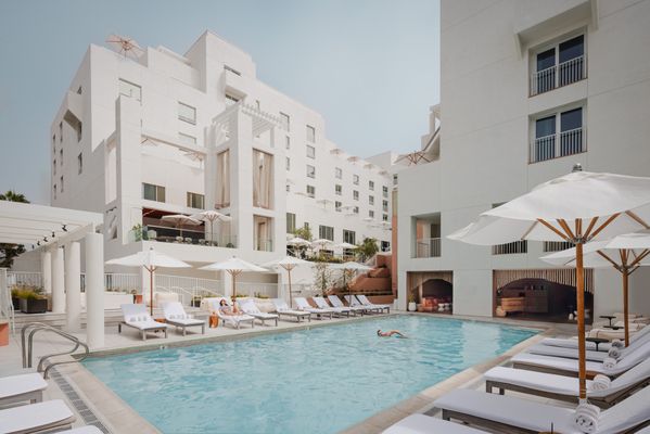 Sandbourne Santa Monica, Autograph Collection by null