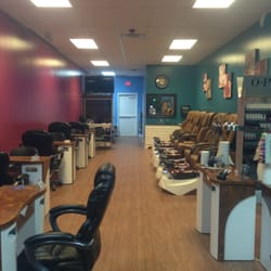 Angel Nails Salon - This Nails Salon is extremely clean. We love it!!!