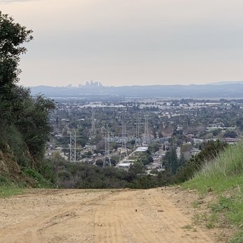 South Hills Park - DTLA in the distance - Hiking Near Me - Glendora, California South Hills Park - DTLA in the distance - Hiking Near Me - Glendora, California