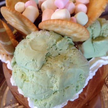 Snowflake Tea House - House special matcha and red bean honey bread. Not so much red bean, but tasty nonetheless. - Desserts Near Me - Duluth, Georgia Snowflake Tea House - House special matcha and red bean honey bread. Not so much red bean, but tasty nonetheless. - Desserts Near Me - Duluth, Georgia