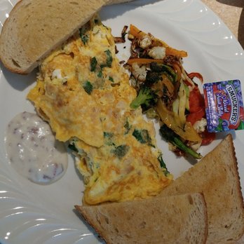 Red Plate Diner - Diners Near Me - Wernersville, Pennsylvania Red Plate Diner - Diners Near Me - Wernersville, Pennsylvania