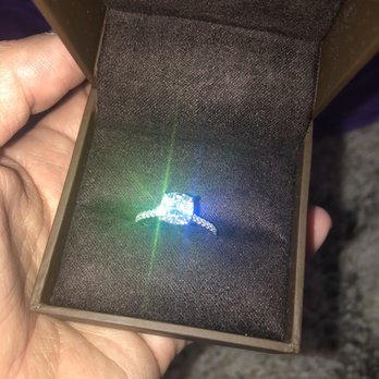 Gage Diamonds - Jewelry Near Me - Chicago, Illinois