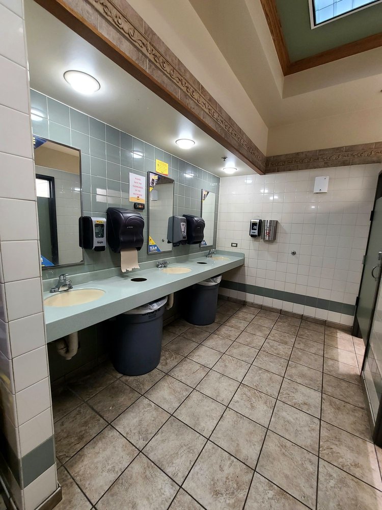 LOVE’S TRAVEL STOP 43 Photos & 32 Reviews Gas Stations 7001 W Sundust Rd, Chandler, AZ