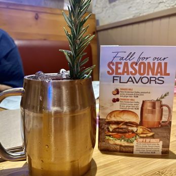 Islands Restaurant - Cranberry mule - Burgers Near Me - Pasadena, California