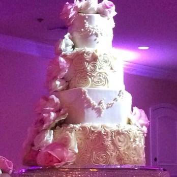 Skiff's Cakes - Bakeries Near Me - Simi Valley, California Skiff's Cakes - Bakeries Near Me - Simi Valley, California