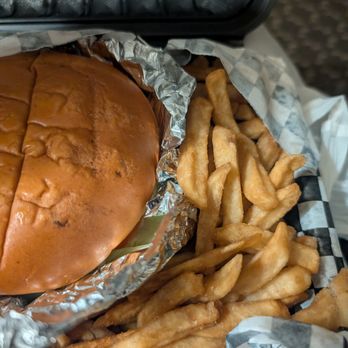 Dakar Street Food @BLODGETT - Dakar burger with egg - Caribbean Near Me - Houston, Texas Dakar Street Food @BLODGETT - Dakar burger with egg - Caribbean Near Me - Houston, Texas