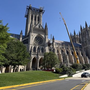 Washington National Cathedral - Churches Near Me - Washington, DC, District of Columbia