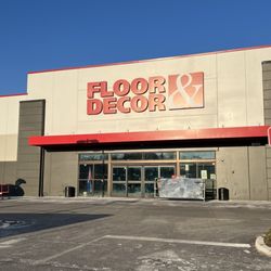 Floor & Decor