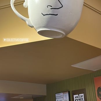 Colectivo Coffee Andersonville - A sample of the fun decor you'll find. - Coffee & Tea Near Me - Chicago, Illinois