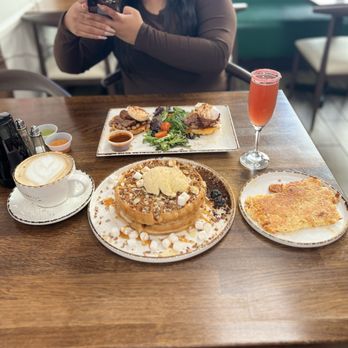 Madres Brunch - Breakfast & Brunch Near Me - Whittier, California Madres Brunch - Breakfast & Brunch Near Me - Whittier, California