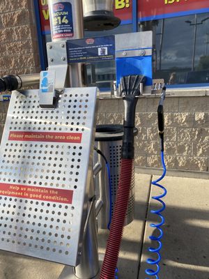 Johnny D’s Car Wash