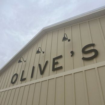 Olive's Vineyard Café - Outside sign - Cafes Near Me - Willcox, Arizona