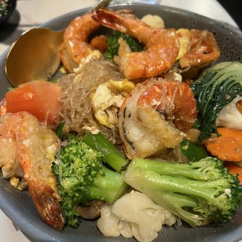 Kin Long Beach - Thai Near Me - Long Beach, California