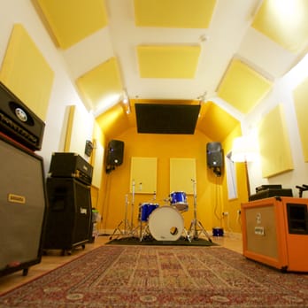 Small Pond - Recording & Rehearsal Studios Near Me - Brighton, BNH
