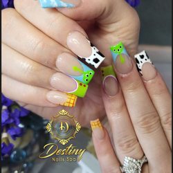Destiny nails spa