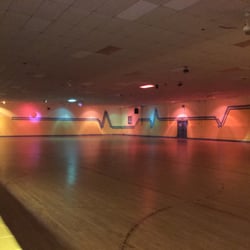 Skate 2000 of Cumberland County - Skate floor