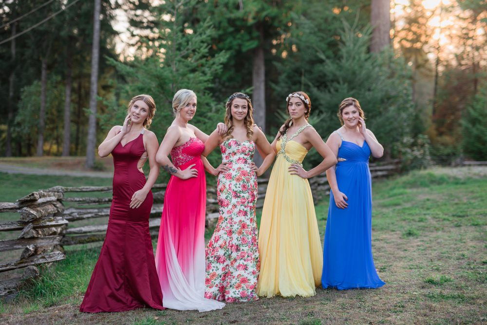 BLISS GOWNS & EVENTS Updated August 2024 208 Wallace Street