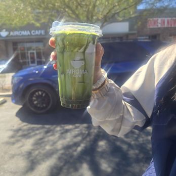 Airoma Cafe - Matcha einspanner - Bubble Tea Near Me - Las Vegas, Nevada