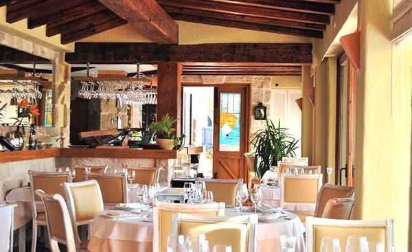 Restaurante Tosca by null