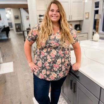 Bella Grace Boutique - Women's Clothing Near Me - Lowell, Michigan
