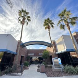 Esthetic Solutions - Front of the building