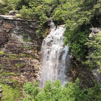 VerKeerderkill Falls - Beautiful waterfall - Hiking Near Me - Cragsmoor, New York