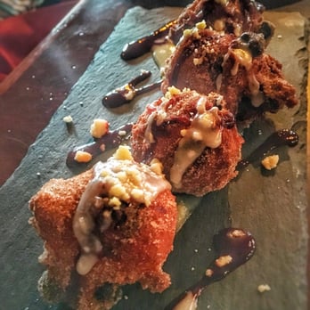 Niche Restaurant - Blueberry fritters - New American Near Me - Geneva, Illinois Niche Restaurant - Blueberry fritters - New American Near Me - Geneva, Illinois