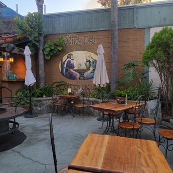The Yellow Deli - Outside seating - Sandwiches Near Me - Vista, California