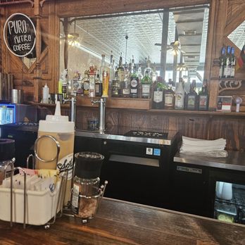 Schilo's - Bar - Delis Near Me - San Antonio, Texas