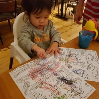 Rocky Mountain Flatbread - Kid with colouring stuffs! - Gluten-Free Near Me - Vancouver, British Columbia