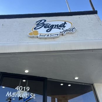 Beignet Spot - Coffee & Tea Near Me - Riverside, California