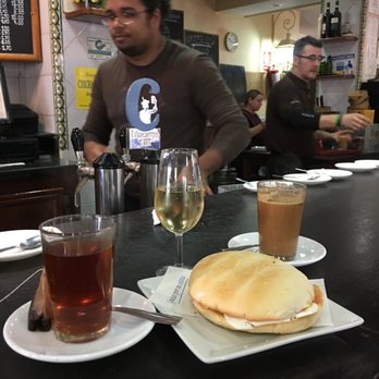Taberna Azalea I - When in Rome.....a glass of sherry fino with breakfast - Spanish Near Me - Seville, SE