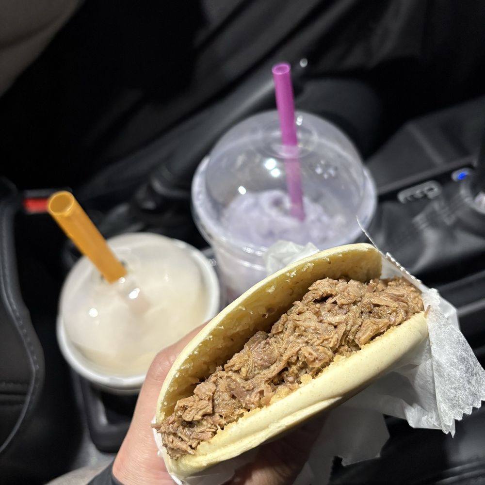 Bubble Station - Beef Rougamo, pretty filling, I'd be full with two of these. - Bubble Tea Near Me - Weymouth, Massachusetts