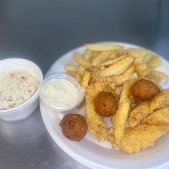 Puck’s Restaurant - Catfish plate every Thursday night - Burgers Near Me - Crossville, Alabama Puck’s Restaurant - Catfish plate every Thursday night - Burgers Near Me - Crossville, Alabama