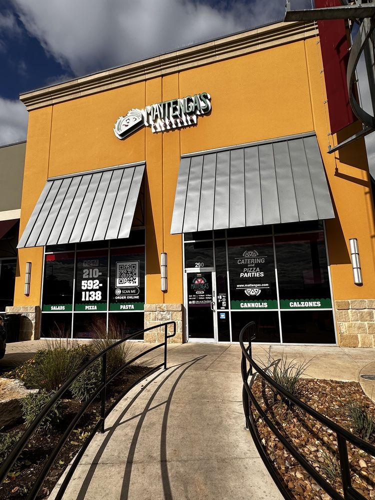 Mattenga's Pizzeria