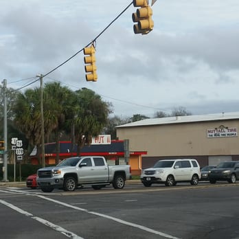 China Hut II - The restaurant is at a very busy intersection. - Chinese Near Me - Columbia, South Carolina China Hut II - The restaurant is at a very busy intersection. - Chinese Near Me - Columbia, South Carolina